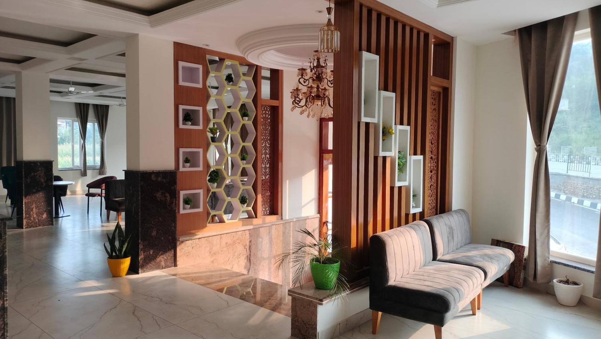 Govind Sagar View Hotel & Restaurant Bilaspur  Exteriör bild